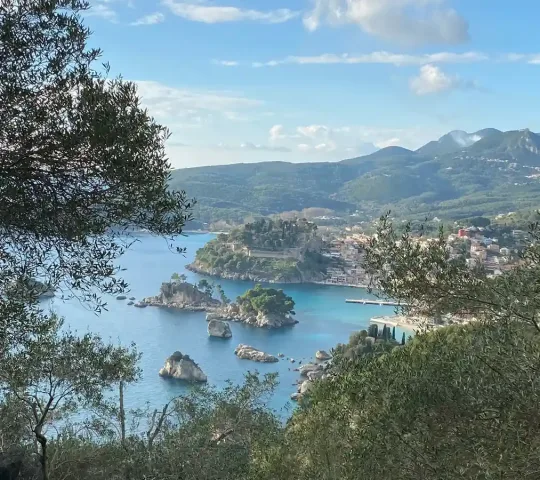 Piso Krioneri Beach – Lichnos Beach Trail