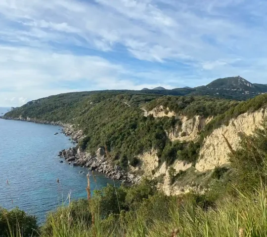 Valtos and Sarakiniko Trail